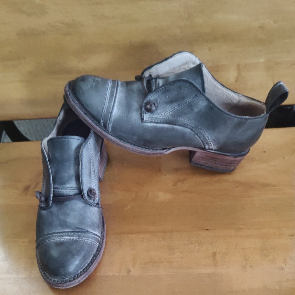 Freebird  Mabel distressed Gray Size 5 Shoes